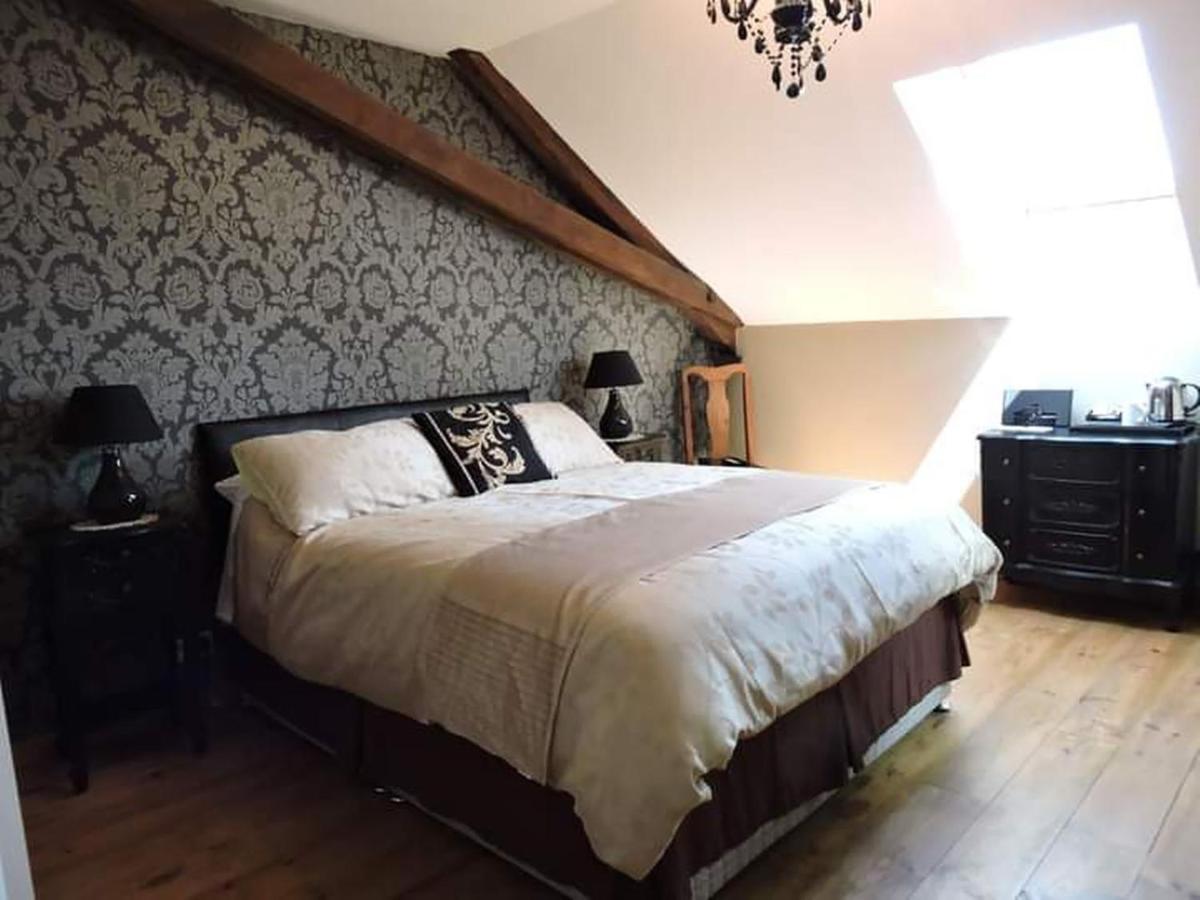 The Alpaca B&B Chalais  Екстериор снимка