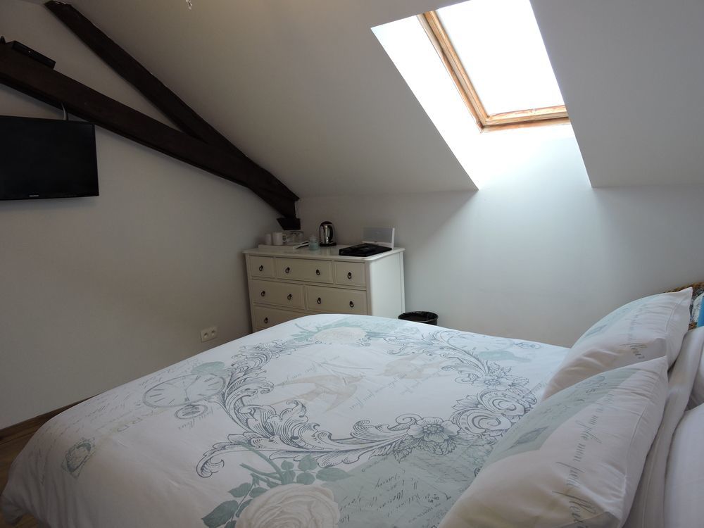 The Alpaca B&B Chalais  Екстериор снимка